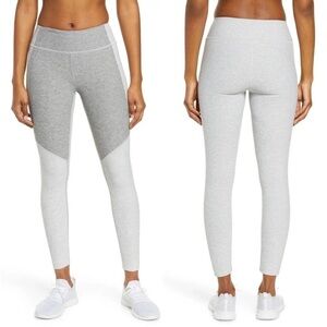 Outdoor Voices Two-Tone Warmup Crop Leggings Medium Grey White Gym Yoga